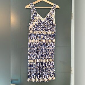 Elegant Blue and Cream Patterned Dress